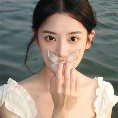 暗夜女巫